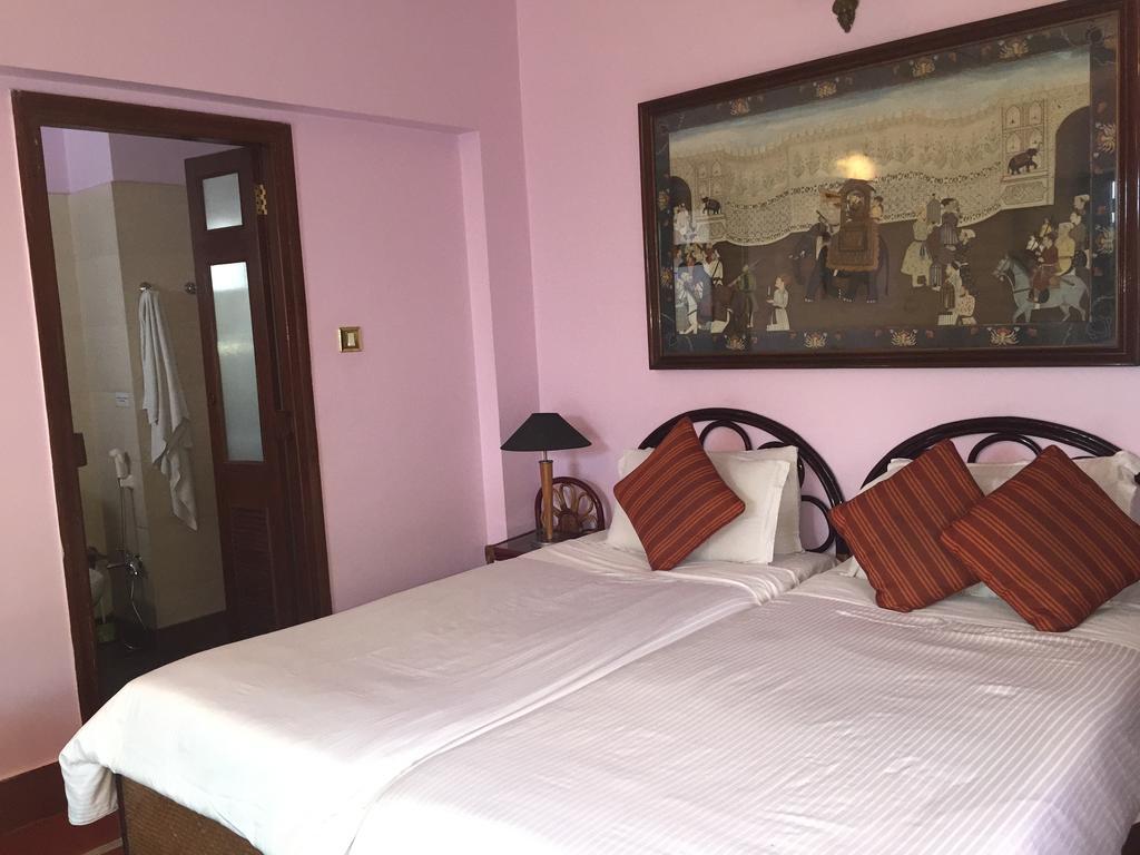 Master Bed And Breakfast Ню Делхи Стая снимка