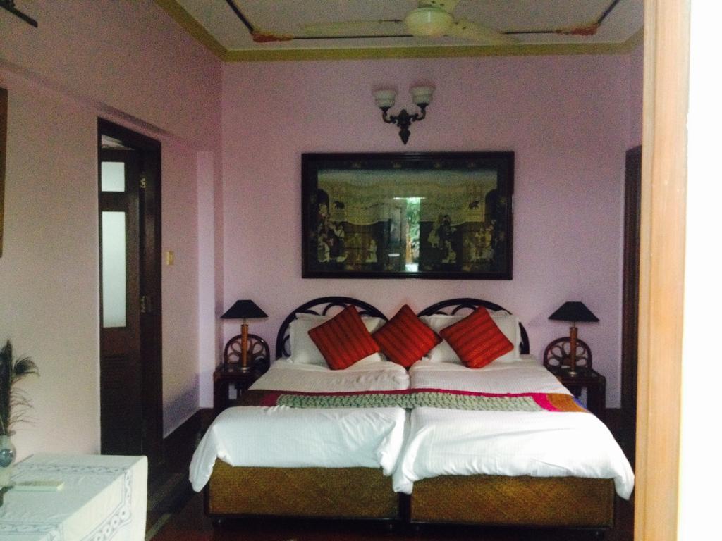 Master Bed And Breakfast Ню Делхи Стая снимка